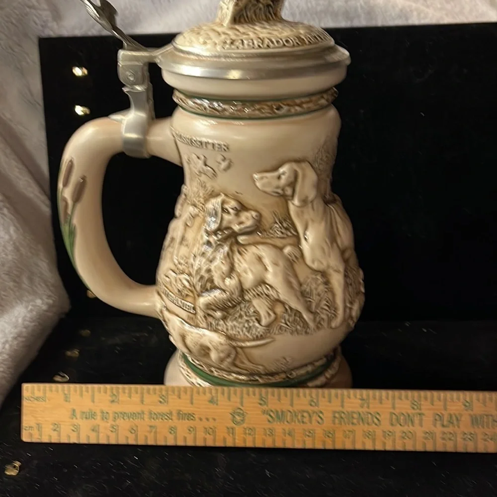 Avon-1991-Vintage Great Dogs of the Outdoors Stein Made in Brazil #189072